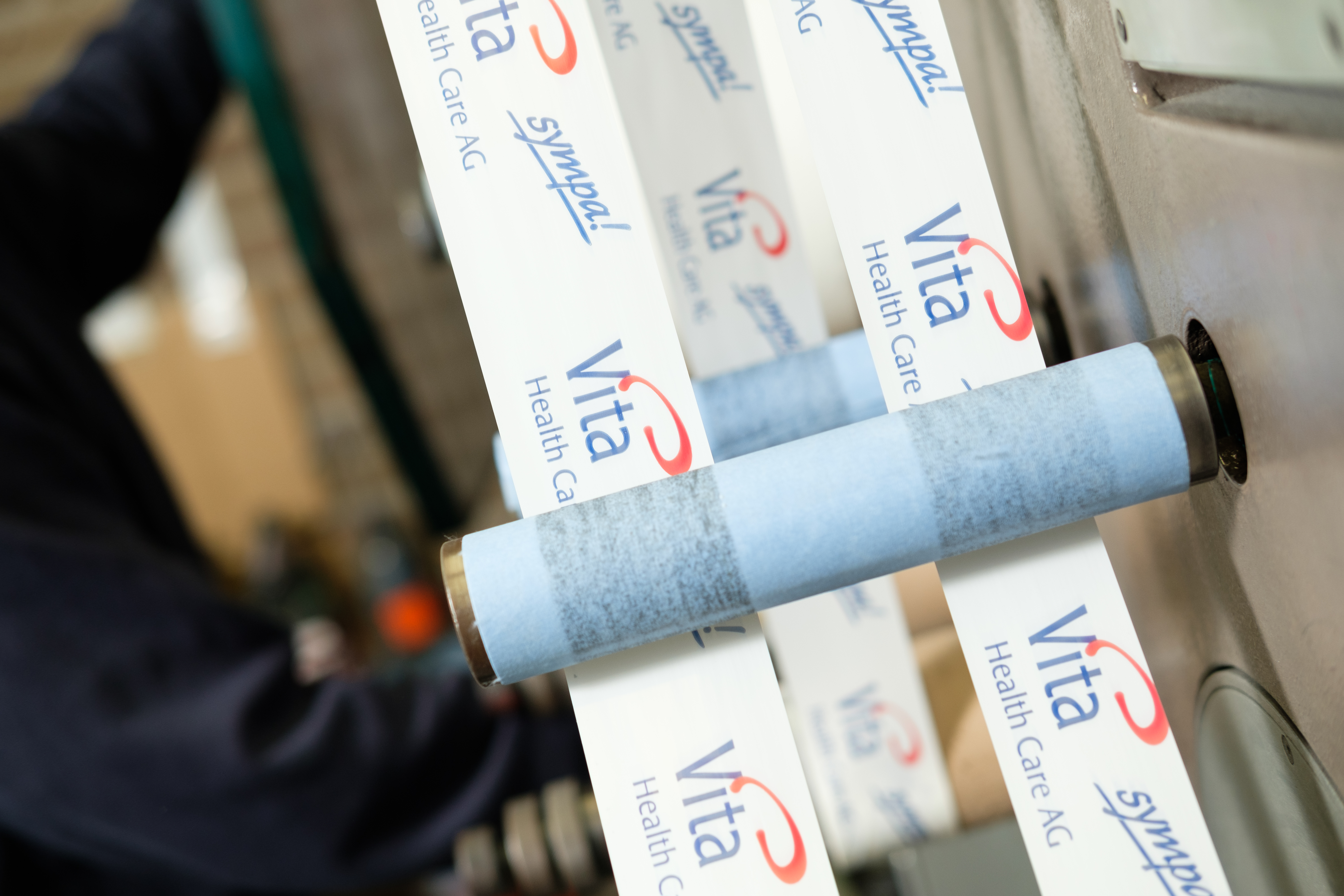 Koninklijke Paardekooper Group én hulp voor klanten met bedrukte tape